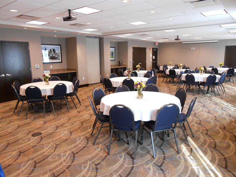Holiday Inn Express & Suites Overland Park By Ihg Ngoại thất bức ảnh