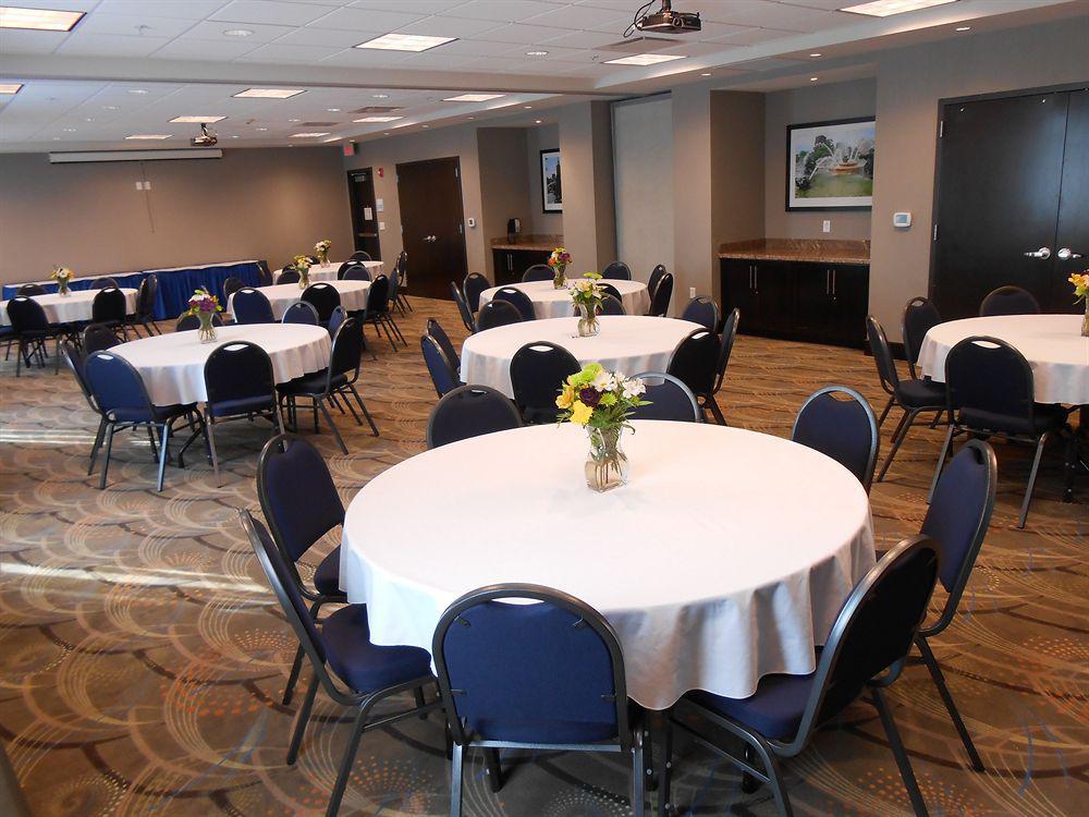 Holiday Inn Express & Suites Overland Park By Ihg Ngoại thất bức ảnh