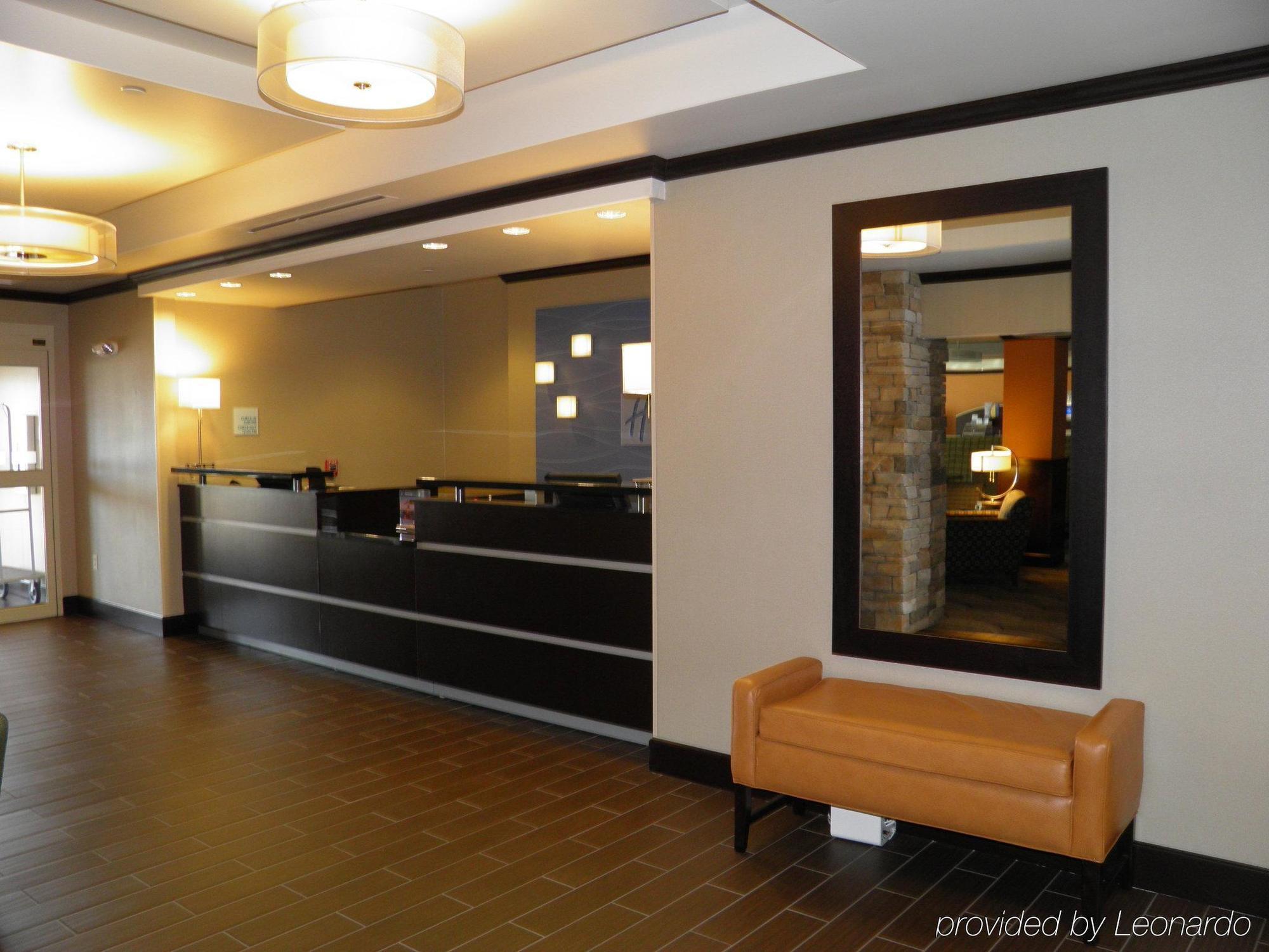 Holiday Inn Express & Suites Overland Park By Ihg Ngoại thất bức ảnh