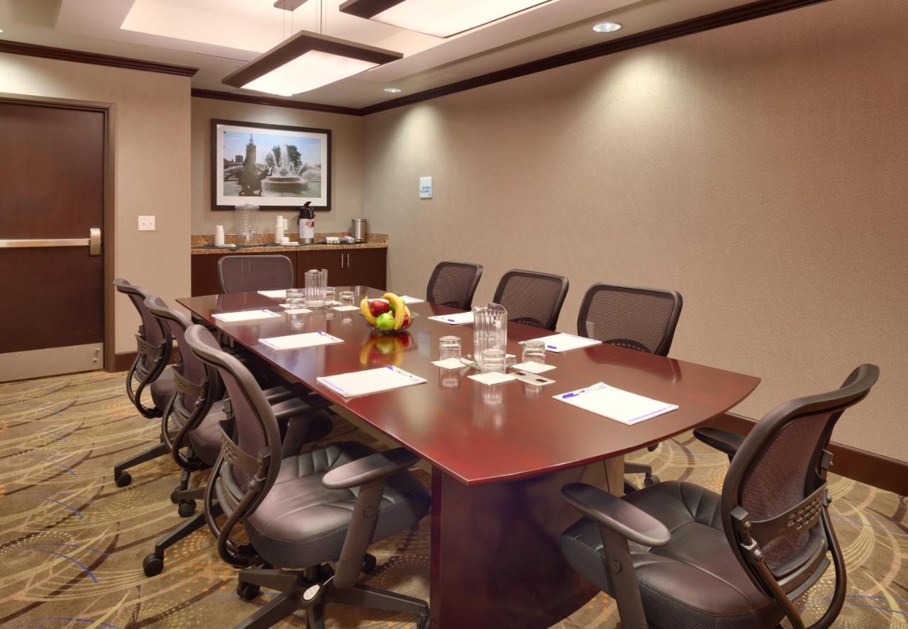 Holiday Inn Express & Suites Overland Park By Ihg Ngoại thất bức ảnh