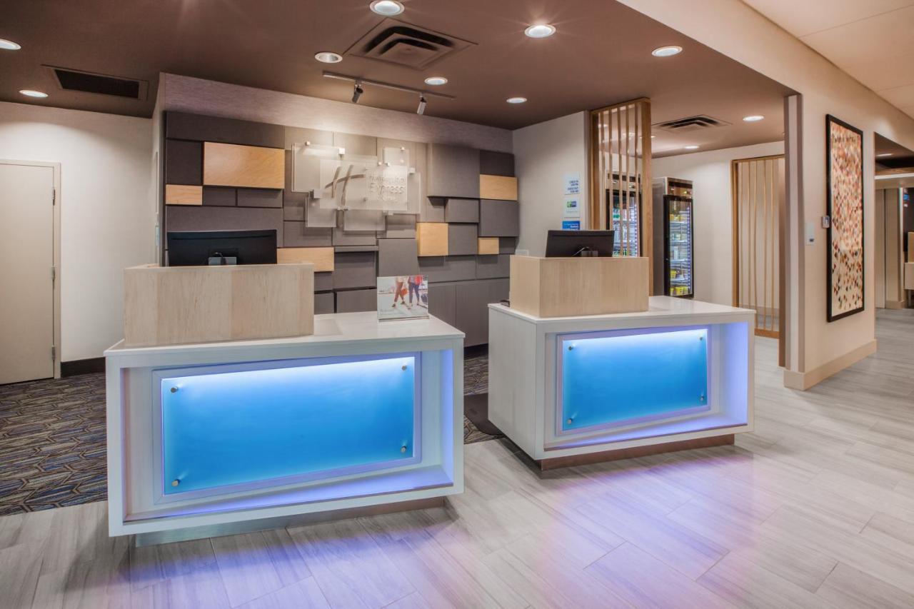 Holiday Inn Express & Suites Overland Park By Ihg Ngoại thất bức ảnh