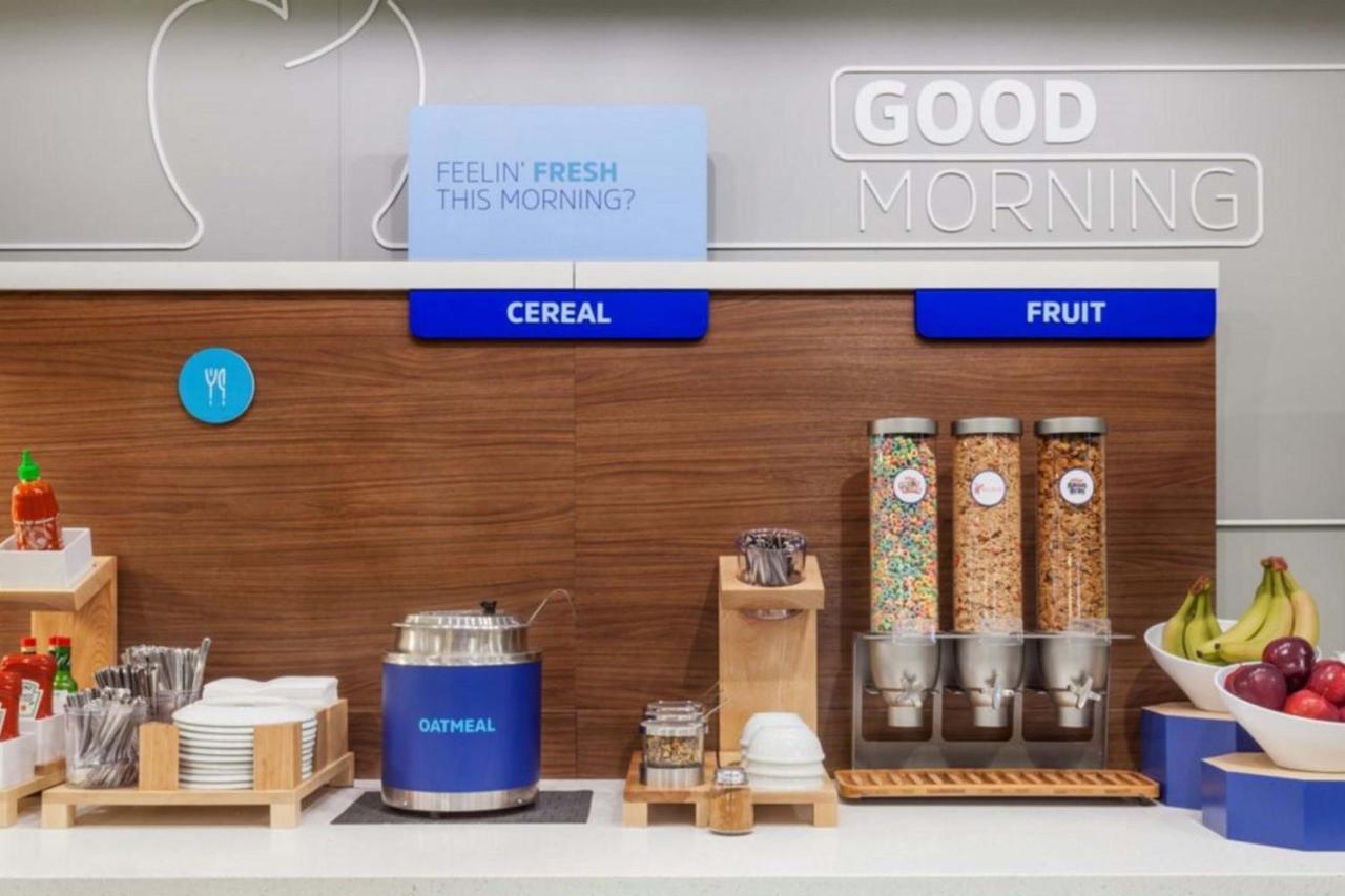 Holiday Inn Express & Suites Overland Park By Ihg Ngoại thất bức ảnh